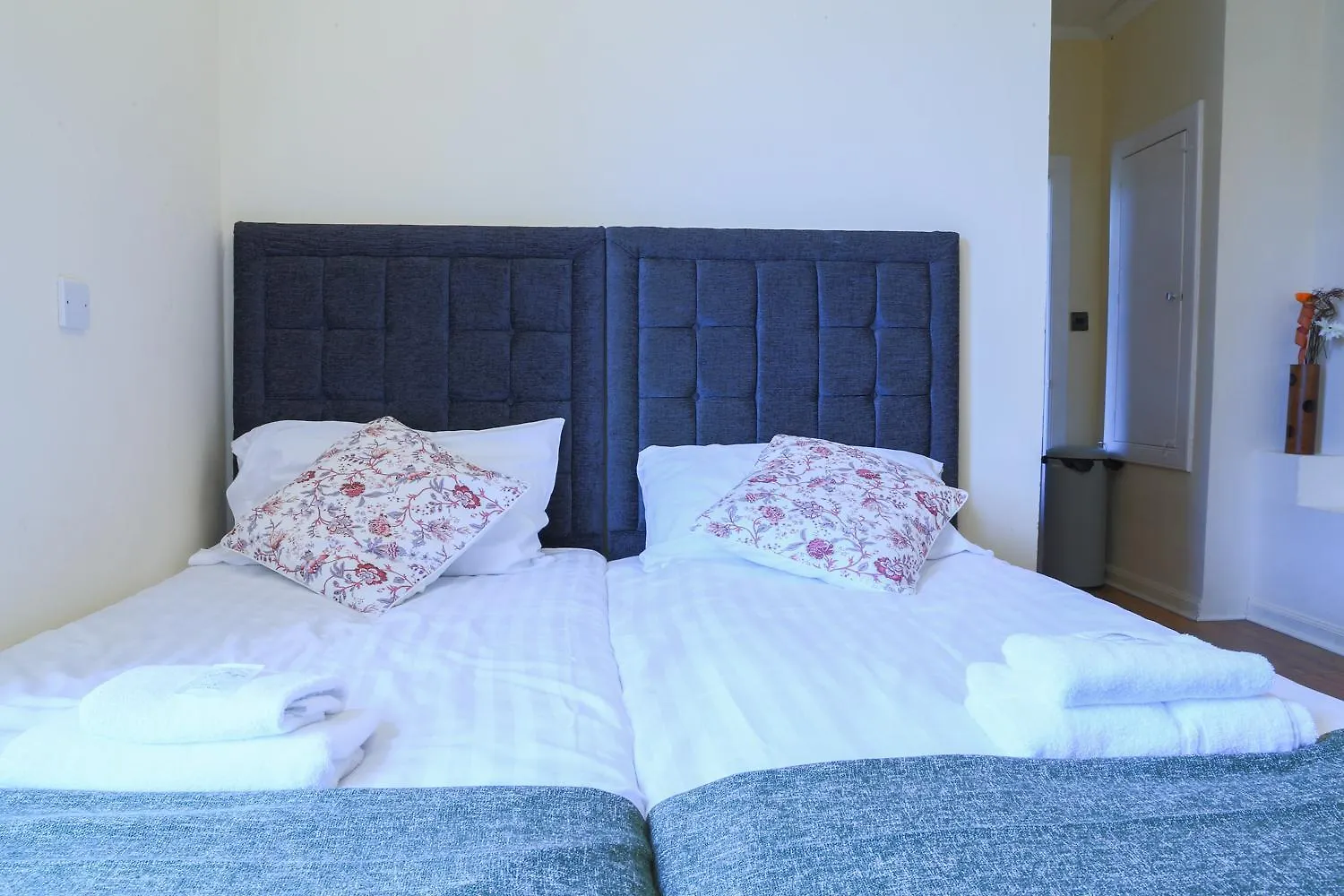 Royal Mile Escape - Five Bedrooms Edinburgh
