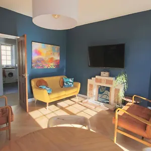 Apartment Mid-mile, Edinburgh